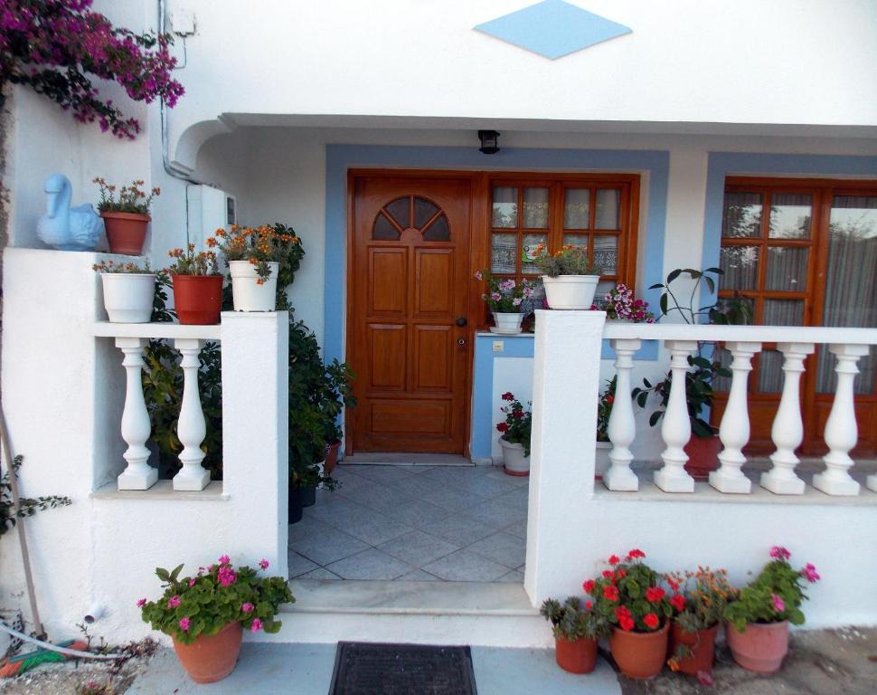 Myriam Studios Patitiri  Exterior photo